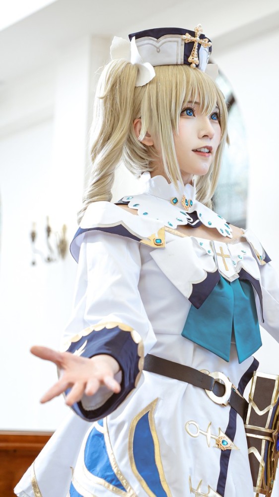 原神cosplay大集合,cos斗罗大陆比比东 cos赏析:原神 芭芭拉