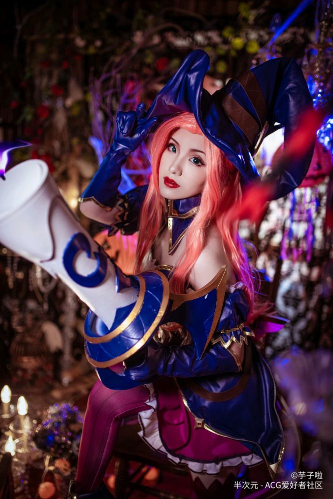万圣节cosplay人物可爱,cosplay人物真人 英雄联盟 lol厄运小姐万圣节 cos正片
