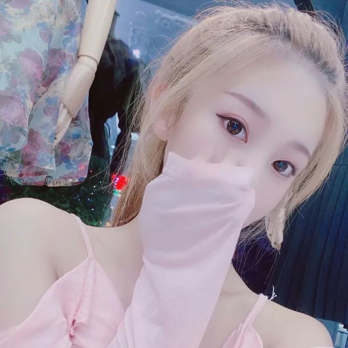 超有个性的女生头像