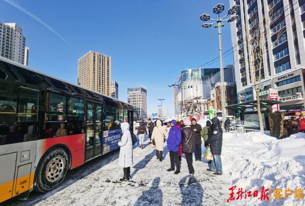 民生聚焦一场暴雪凸显哈尔滨公交短板