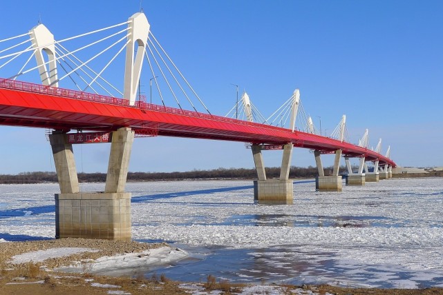 中俄边境黑龙江黑河大桥实拍,带你先睹为快!