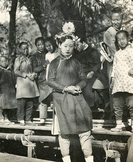 清朝老照片:原来藏族公主这么美,第二张是100多年前的保镖!