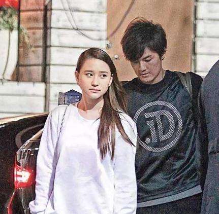 相恋4年无果吴克群拒求婚何超莲理由敷衍却让人理解