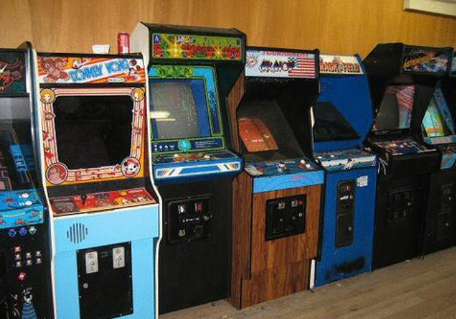 游戏厅街机:八零后的童年记忆,时代已成过去,不变的是情怀和回忆