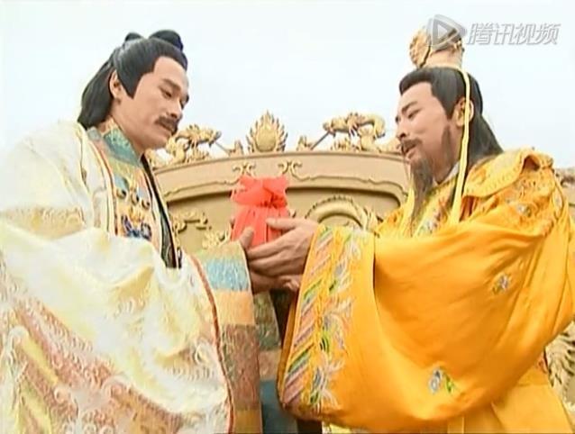 风云被雄霸绝无神欺负的皇帝他的靠山实力太强远超帝释天断浪