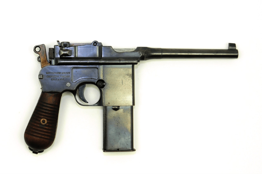 德国毛瑟公司为了抢占市场,也开发出了带有快慢机的毛瑟m1930手枪