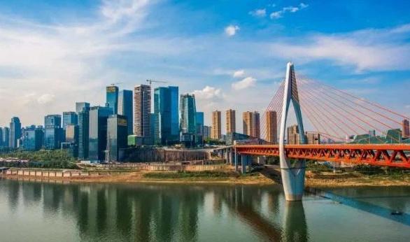 重庆中心城区人均gdp_GDP仅差23亿元 2020年重庆会超越广州吗(3)