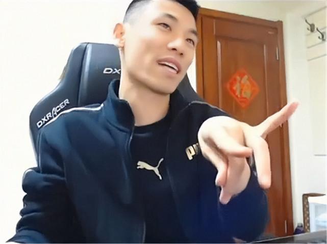 旭旭宝宝强化勋章失败上头,未经玩家同意强化耳环失败,玩家血赚