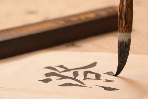 梦境的警示，周公解梦中的老公承认有小三与自我认知的觉醒