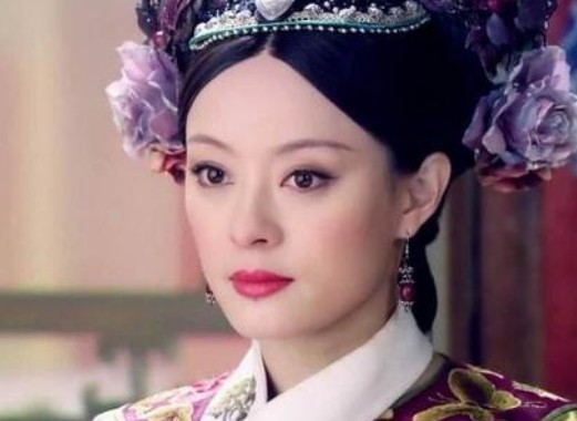 在原著中,徐婕妤和甄嬛几乎是同时怀孕的,两个人的预产期也非常接近