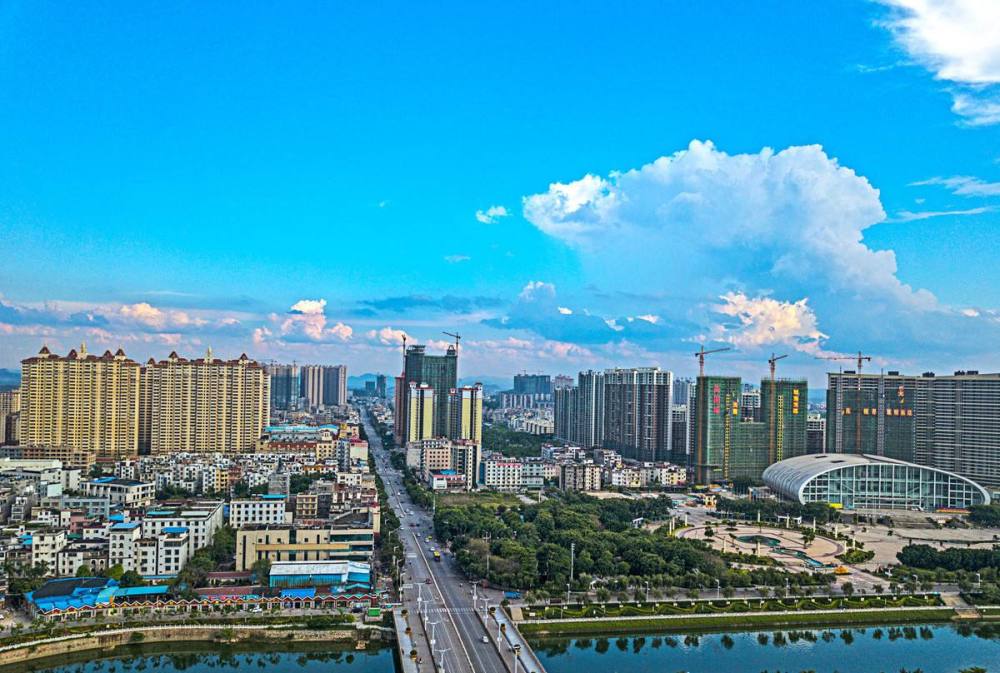 兴业人口有多少_北流市有多少人口(2)