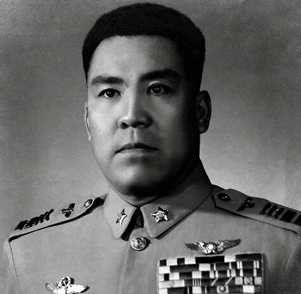 空军总司令王叔铭,对恩师非常敬重,对自己的父亲却非常冷漠!这是为何?