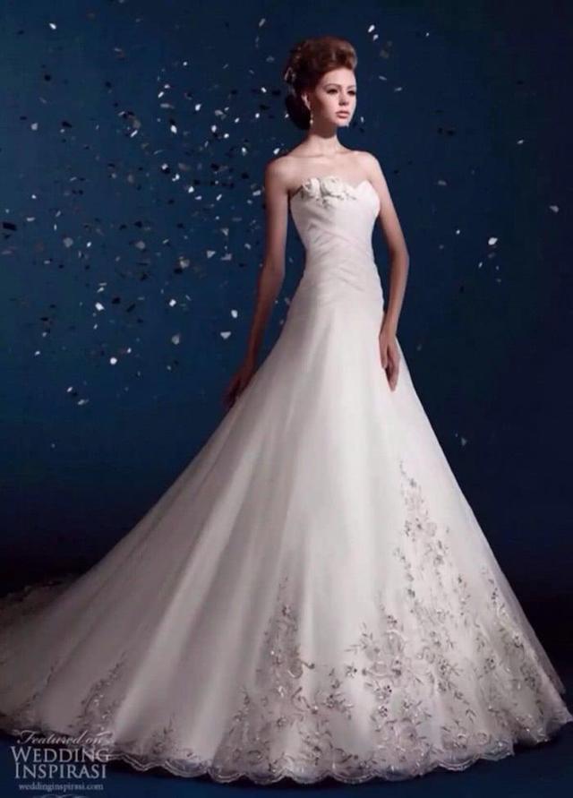 婚纱测试_婚纱情侣头像(2)