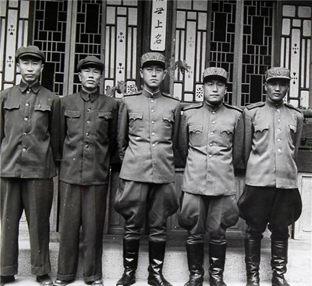 东北边防军成立,粟裕成为入朝统帅第一人选,为何最后