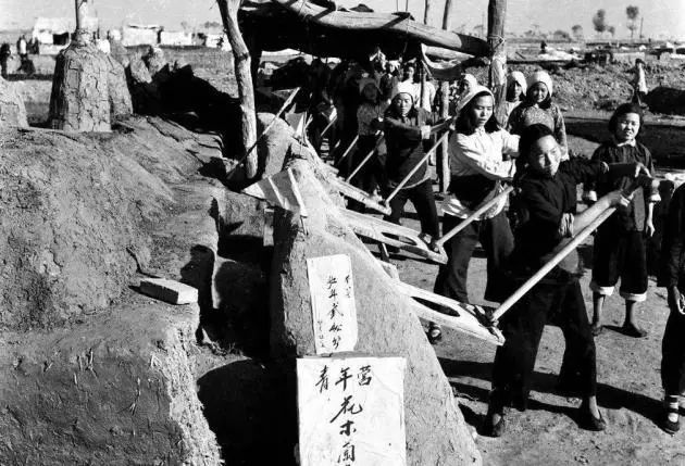 老照片1958全民大炼钢铁