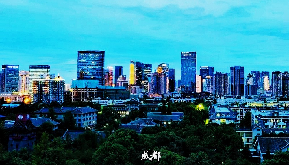 香港经济总量与成都武汉相当_武汉经济技术开发区(3)