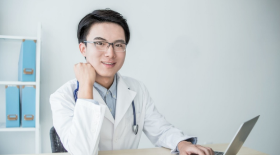 步什么程成语_丁字步正确站法是什么(2)