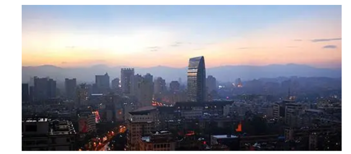 昆明和厦门gdp_黄金周旅游趋势报告 定制游需求旺盛 消费升级是趋势