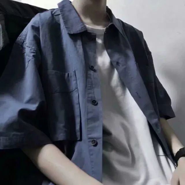男生头像:1129阳光少年霸气男生头像