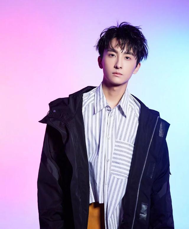 他是家有儿女的钱壮壮牛骏峰不仅会演戏在家还是茶艺达人