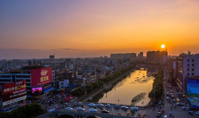 广东省各地级市gdp及人口_广东省地级市地图(2)
