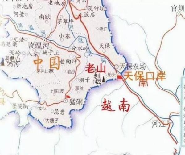 老山地处中越边境麻栗坡县,它正好处在两国边境的骑线点,它又正好是12