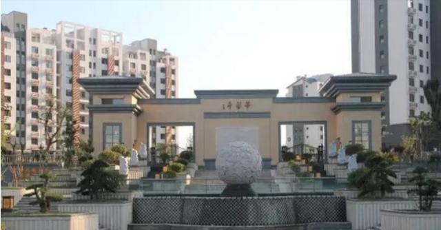山东人口是首个_山东人口结构图(3)
