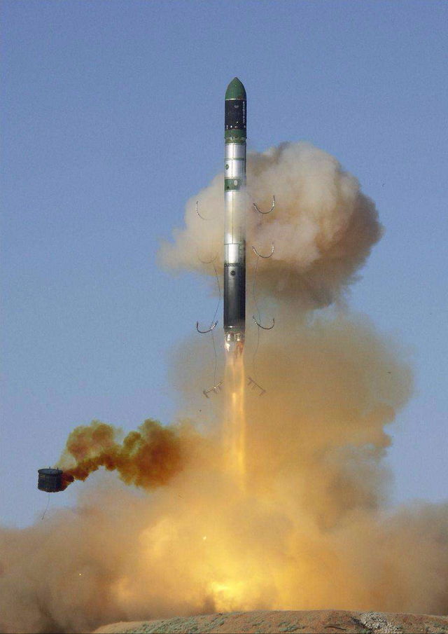 ss-18"撒旦"洲际导弹