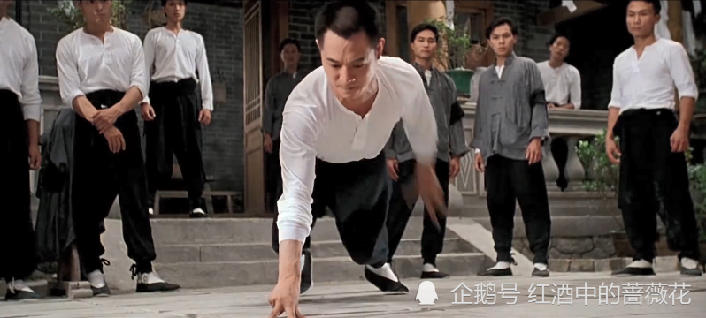 过了体能巅峰?精武英雄时期的李连杰,连续单臂引体依旧无压力
