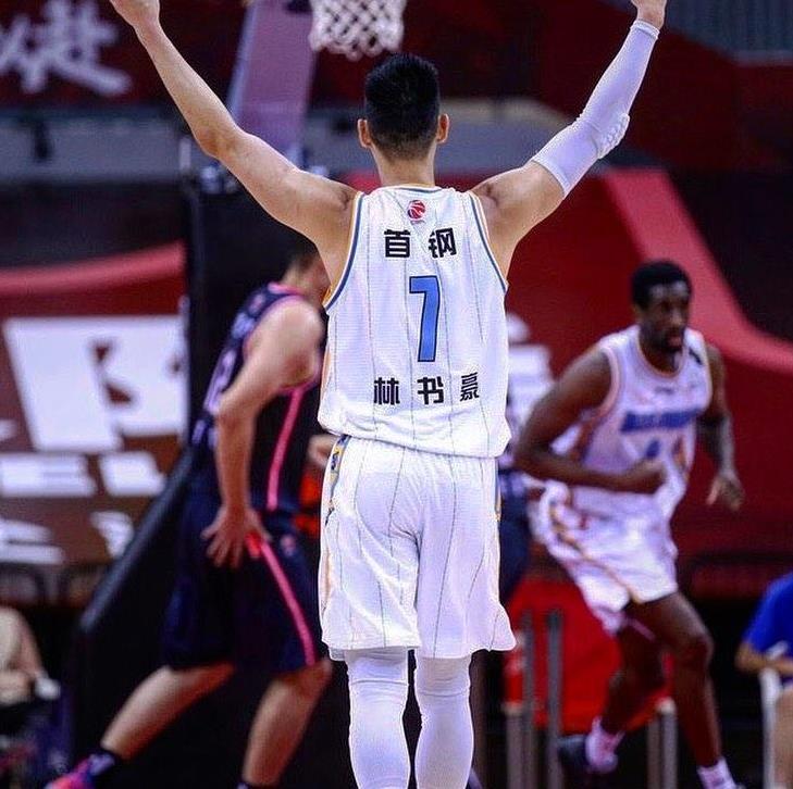 为什么林书豪去cba，为什么林书豪没有上场？