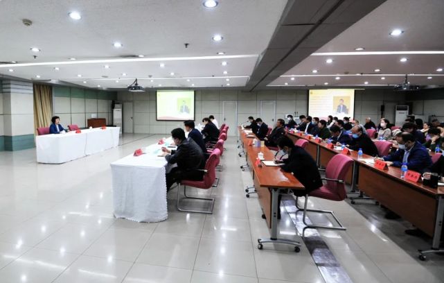 学习中心组(扩大)集体学习在市级机关办公大楼举行,市领导杨波,孙震