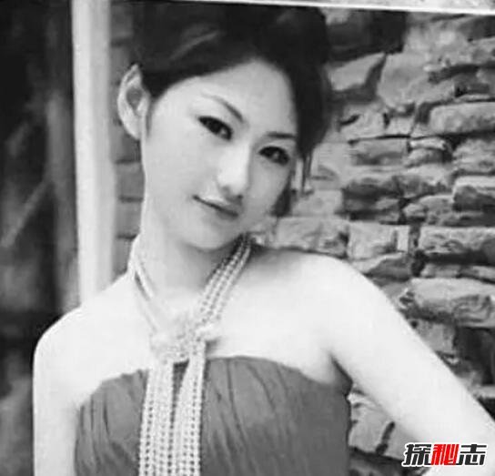 一代匪首张君和他的5个情妇以及200多个女人,母女俩竟