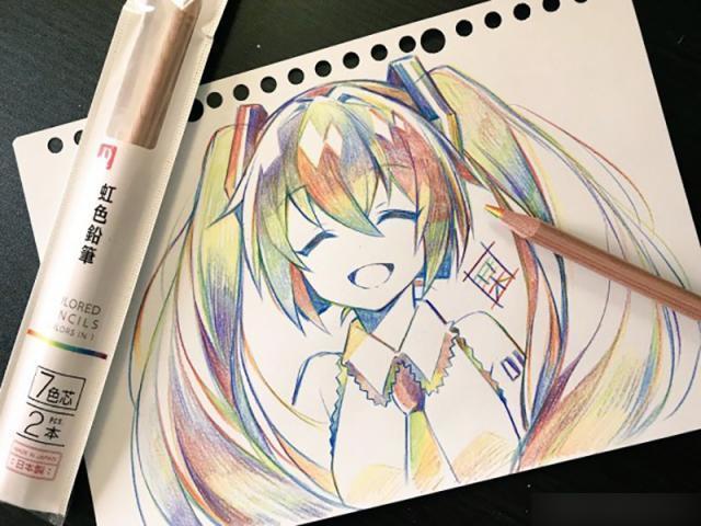 日本画师的"神仙铅笔",简单画出彩色初音未来,渐变效果太美了