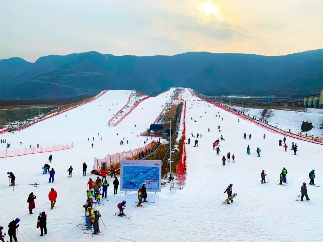 购票通道: 北京西山滑雪场