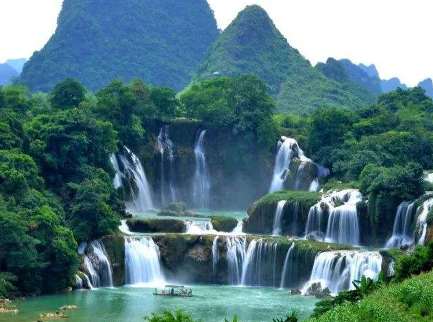 广西最美的名泉,世界第二大跨国瀑布的源头,风景秀丽