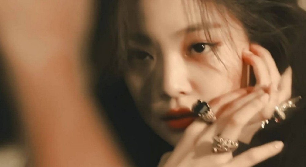 jennie壁纸横屏,blackpink壁纸横屏 爱豆壁纸头像,jennie金智妮,反转魅力娇媚冷艳