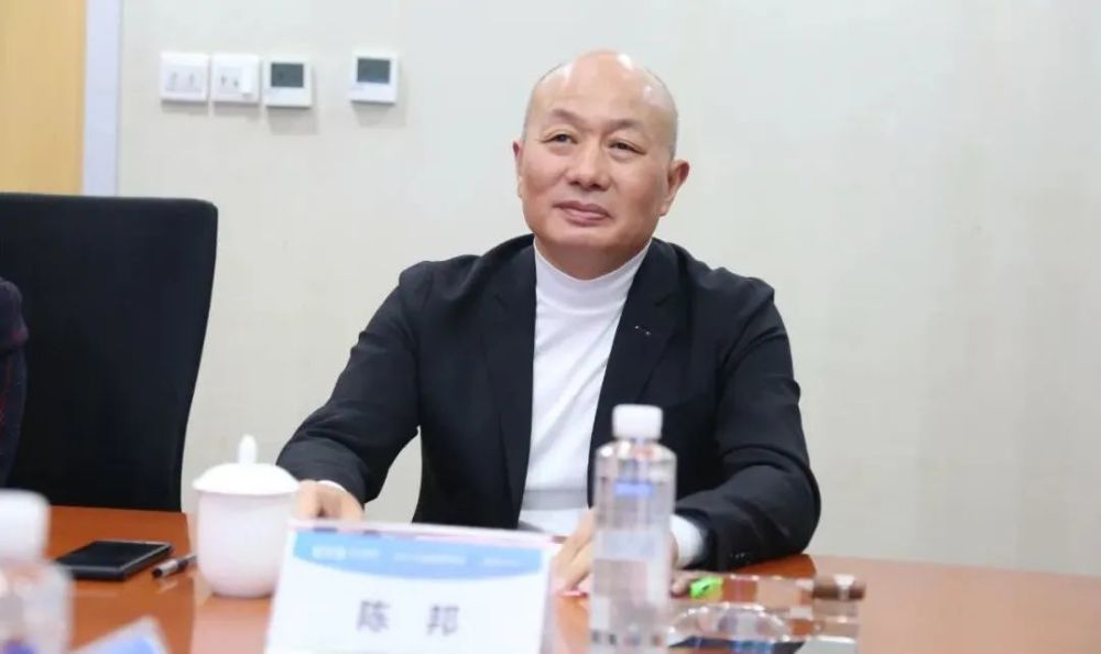 陈邦董事长_冷杉欢腾董事长陈枞(2)