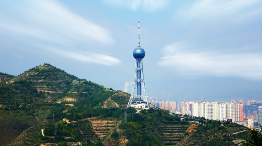 西宁经济总量在西部城市中排名_西宁城市图片