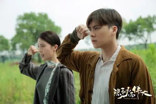 追剧时间又去看李易峰这次被王泷正圈粉