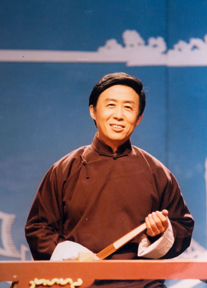 明日开演田连元与南北笑星共赴这场欢笑之约