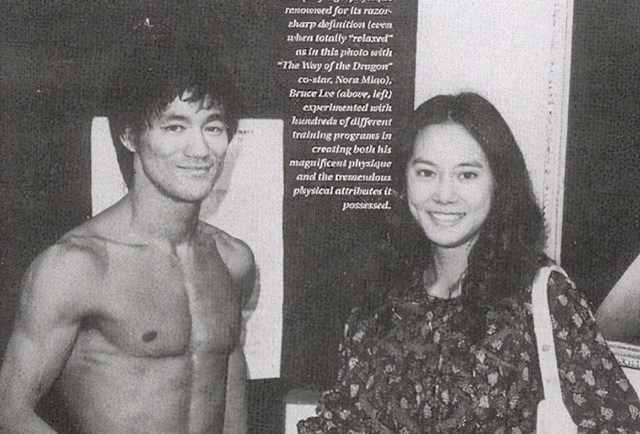 向华强养前妻丁佩40年,向太为何不吃醋,还尊称她一声"