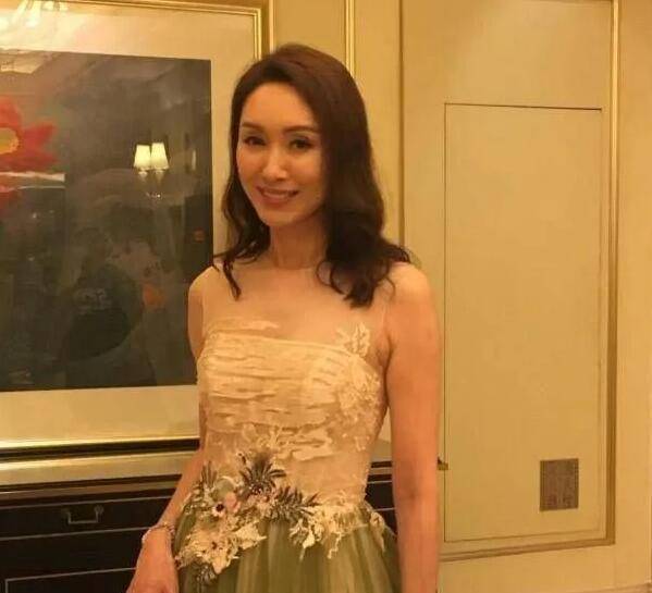 1970年出生的20位女明星,现年都50岁了,谁是你心中永远的女神?