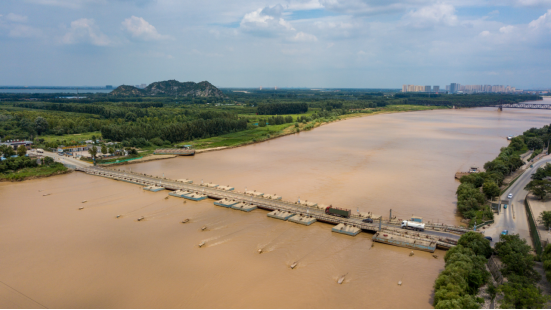 交通工匠黄河精神浮桥助力济南北跨
