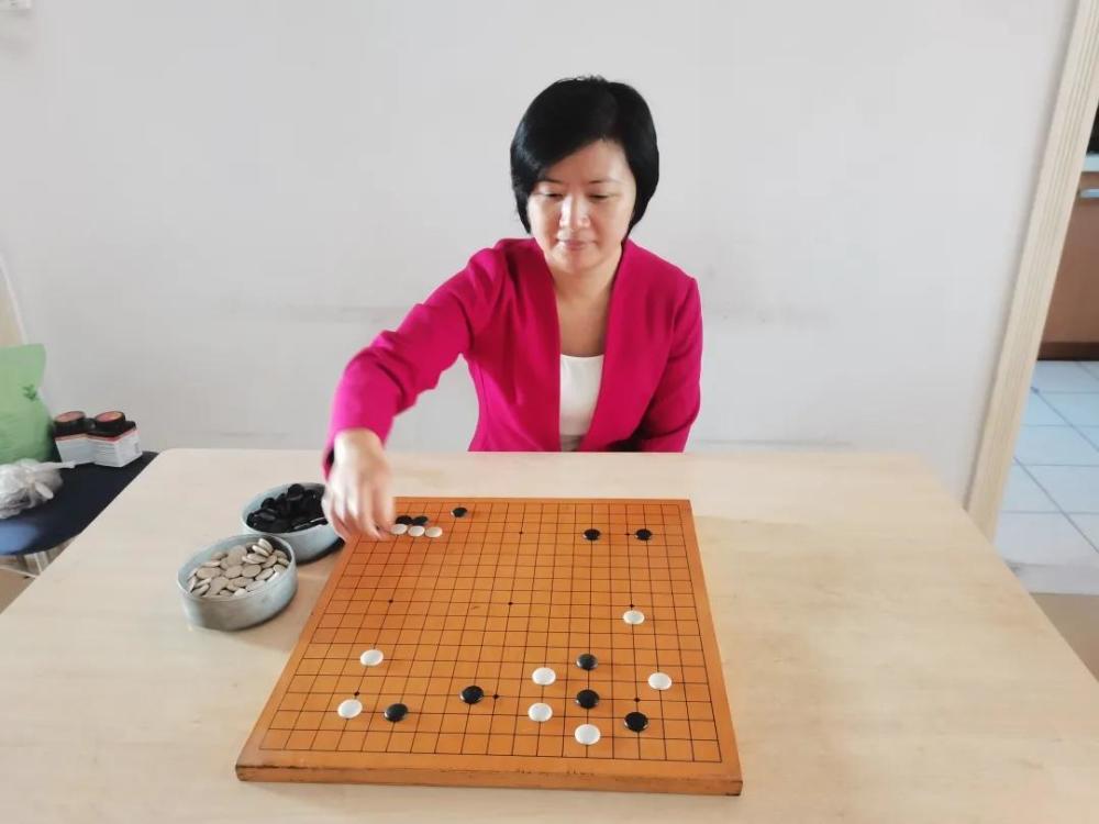江铸久,芮乃伟等围棋伉俪邀你来2020棋子湾仙侣沙滩围棋论剑观战啦!