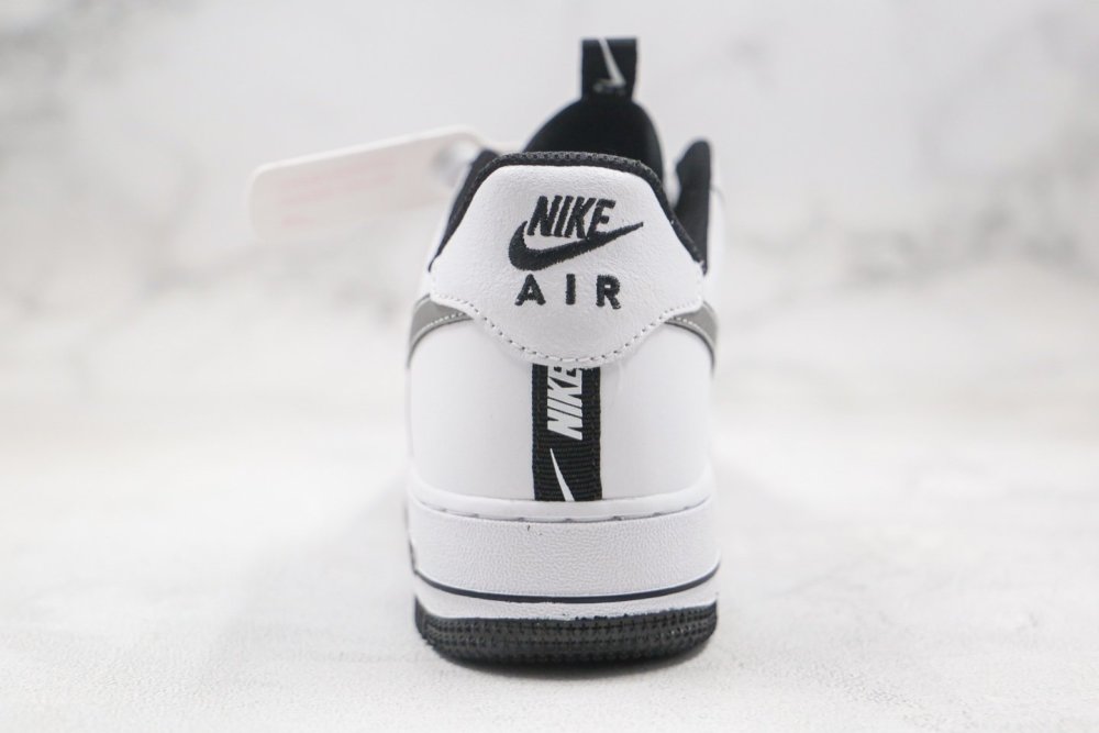 耐克nikeairforce1low空军一号串标白黑银色板鞋