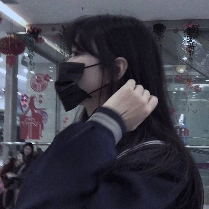 简单复古女生头像