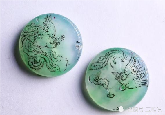 我是玉雕师,冰种飘绿花翡翠雕刻凤凰题材,原来可以如此动人