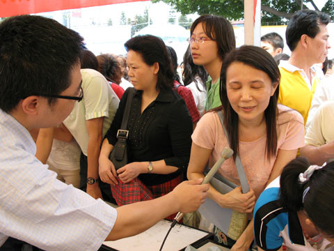 大学生和父母的聊天记录同一个世界同一个父母大学生太真实