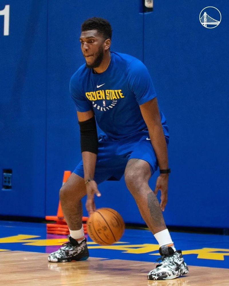 warriors kevon looney (凯文·鲁尼) 训练中穿上了 anta kt 6