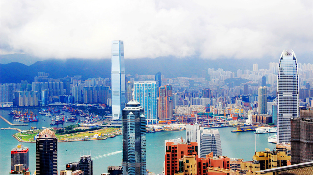 广西和香港2020gdp_香港GDP被重庆反超(2)